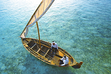 Traditional dhoni, North Male Atoll, Maldives, Indian Ocean, Asia