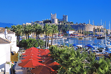 St. Peter's Castle, marina and yachts in foreground, Bodrum, Anatolia, Turkey, Asia Minor, Eurasia