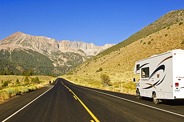 Tioga Road/Big Oak Flat Road National Scenic Byway into Yosemite National Park, California, United States of America, North America