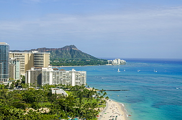 Waikiki Beach and Diamond Head, Waikiki, Honolulu, Oahu, Hawaii, United States of America, Pacific