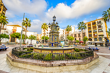 Central fountain, Plaza Alta main square, Algeciras, Andalusia, Spain, Europe