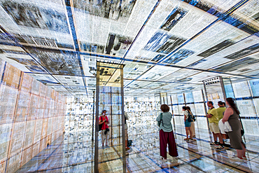 The Immersion Room video display in Casa Batllo, modernism design by Antoni Gaudi, UNESCO World Heritage Site, old town, Barcelona, Catalonia, Spain, Europe