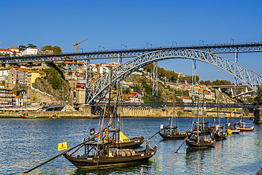 Rabelo boats near the Dom Luis I Bridge (Luis I Bridge) over the Douro River, UNESCO World Heritage Site, Porto, Norte, Portugal, Europe