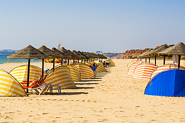 Praia da Rocha Baixinha or Praia dos Tomates Low Rock beach, Albufeira District, Portugal.