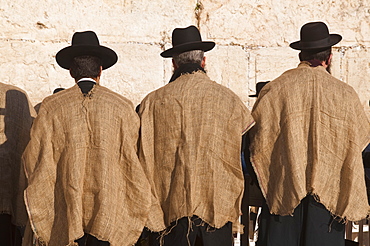 Worshippers at the Western Wall, Jerusalem, Israel, Middle East