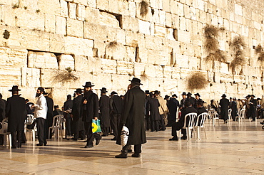 Worshippers at the Western Wall, Jerusalem, Israel, Middle East