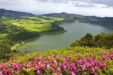 Lagoa das Furnas crater in Furnas, San Miguel, Azores, Portugal, Europe