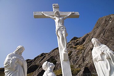 Ireland, County Cork, Beara Peninsula, Religious statue at the Healy Pass.