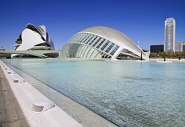 Spain, Valencia Province, Valencia, Spain, Valencia Province, Valencia, La Ciudad de las Artes y las Ciencias, City of Arts and Sciences, Palau de les Arts Reina Sofa, L'Hemisferic Imax Theatre Planetarium and Laserium.