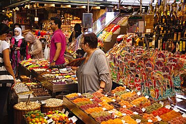 Spain, Catalonia, Barcelona, Interior of La Boqueria market on La Rambla.