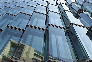 Germany, Berlin, Mitte, Modern office building in Wilhelmstrasse,