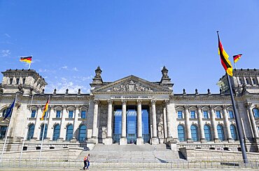 Germany, Berlin, Mitte, The Reichstag building in Tiergarten.