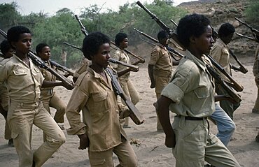 ERITREA  Military Eritrean People s Liberation Front female guerilla soldiers training EPLF