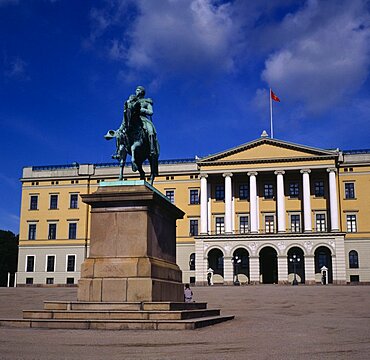 Royal Palace exterior with statue in foreground, Oslo, Norway