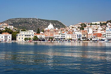 GREECE, North East Aegean, Lesvos Island, Mitilini, harbour with the sea at the foreground and blue sky