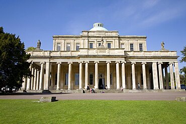 England, Gloucestershire, Cheltenham, The Regency Pittville Pump Room spa building