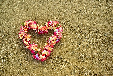 Heart shaped lei on Waikiki beach, Oahu Island, Hawaii, United States of America