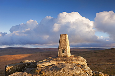 Trig Point on Yes Tor, the highest trig point in the South of Britain, Dartmoor National Park, Devon, England, United Kingdom, Europe