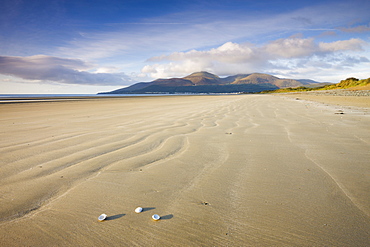 Deserted beach at Dundrum Bay, with the Mountains of Mourne in the background, County Down, Northern Ireland, United Kingdom, Europe 