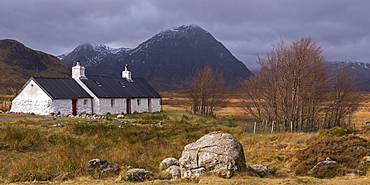 Black Rock cottage and Buachaille Etive Mor mountain on Rannoch Moor in winter, Scottish Highlands, Scotland, United Kingdom, Europe