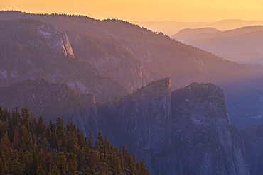 Sunset over Cathedral Peaks and Yosemite Valley, from Sentinel Dome, Yosemite, UNESCO World Heritage Site, California, United States of America, North America