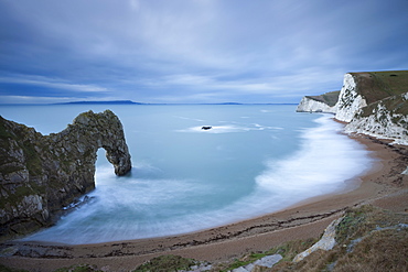 Durdle Door beach on the Jurassic Coast in winter, UNESCO World Heritage Site, Dorset, England, United Kingdom, Europe