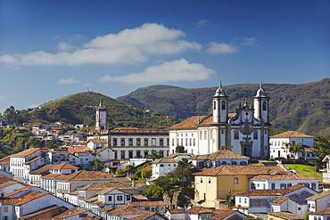 View of Nossa Senhora do Carmo (Our Lady of Mount Carmel) Church and Museu da Inconfidencia, Ouro Preto, UNESCO World Heritage Site, Minas Gerais, Brazil, South America 