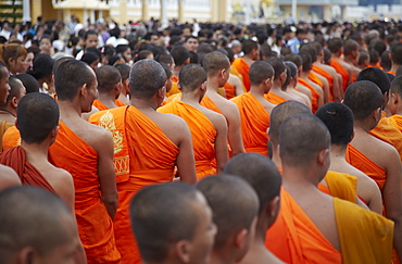 Monks in mourning parade for the late King Sihanouk outside Royal Palace, Phnom Penh, Cambodia, Indochina, Southeast Asia, Asia