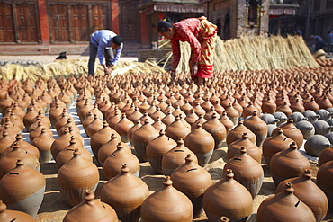 Potters' Square, Bhaktapur, UNESCO World Heritage Site, Kathmandu Valley, Nepal, Asia