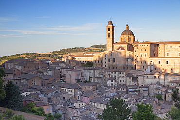 View of Duomo (Cathedral), Urbino, UNESCO World Heritage Site, Le Marche, Italy, Europe