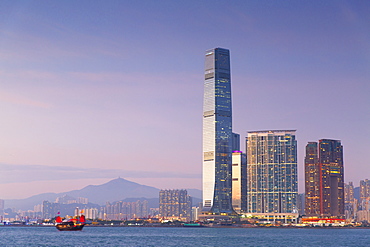 International Commerce Centre (ICC) and junk boat, Kowloon, Hong Kong, China, Asia