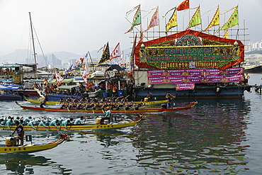 Dragon boat race, Shau Kei Wan, Hong Kong Island, Hong Kong, China, Asia