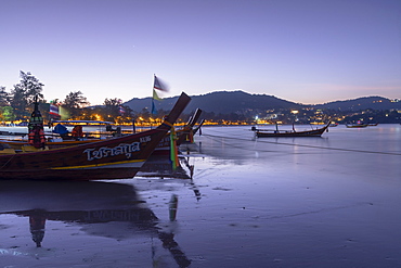 Kata Beach at dawn, Phuket, Thailand, Southeast Asia, Asia