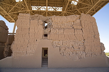 Casa Grande (Great House) Ruins National Monument, home to the Sonora Desert people, founded near 400 AD, abandoned about 1450 AD, Coolidge, Arizona, United States of America, North America