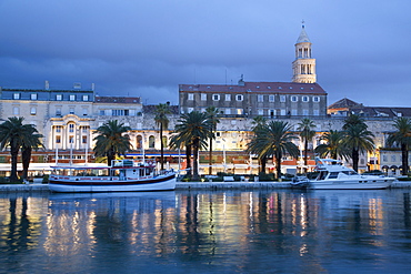 The Riva in the foreground, Split Harbor at sunset, Split, Dalmatia, Croatia, Europe