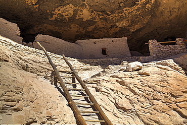 Cliff dwellings constructed over 700 years ago, Gila Cliff Dwellings National Monument, New Mexico, United States of America, North America