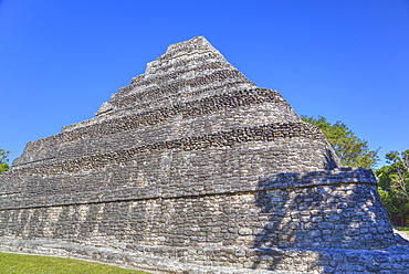 Temple I, Chaccoben, Mayan archaeological site, 110 miles south of Tulum, Classic Period, Quintana Roo, Mexico, North America