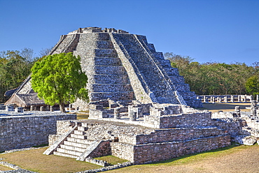 Castillo de Kukulcan, Mayapan, Mayan archaeological site, Yucatan, Mexico, North America