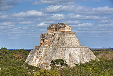 Pyramid of the Magician, Uxmal, Mayan archaeological site, UNESCO World Heritage Site, Yucatan, Mexico, North America