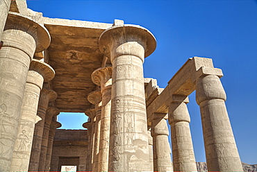 Column reliefs, Hypostyle Hall, The Ramesseum (Mortuary Temple of Ramese II), Luxor, West Bank, Thebes, UNESCO World Heritage Site, Egypt, North Africa, Africa