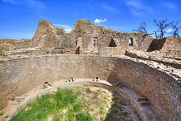 Open Kiva in West Ruins, Aztec Ruins National Monument, dating from between 850 AD and 1100 AD, UNESCO World Heritage Site, New Mexico, United States of America, North America