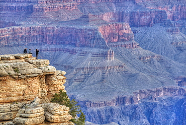 Tourists at Mather Point, early morning, South Rim, Grand Canyon National Park, UNESCO World Heritage Site, Arizona, United States of America, North America