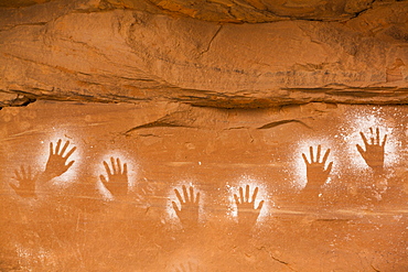 Reverse Handprints, Ancestral Pueblo, up to 1000 years old, Lower Fish Creek, Bears Ears National Monument, Utah, United States of America, North America