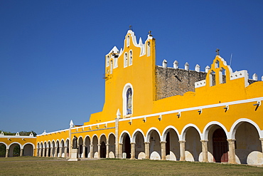 Convent of San Antonio de Padua, completed 1561, Izamal, Yucatan, Mexico, North America