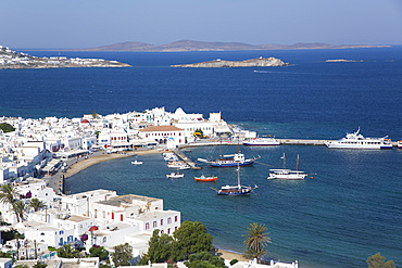 Mykonos Town and Harbor, Mykonos Island, Cyclades Group, Greek Islands, Greece, Europe