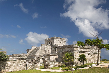 El Castillo (the castle) at the Mayan ruins of Tulum, Quintana Roo, Mexico, North America