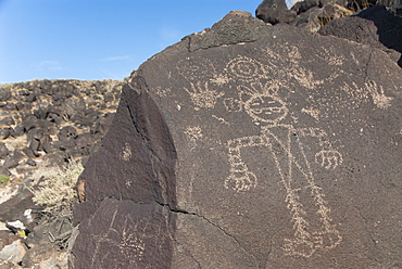 Petroglyph National Monument, petroglyphs carved into volcanic rock by American Indians 400 to 700 years ago, New Mexico, United States of America, North America