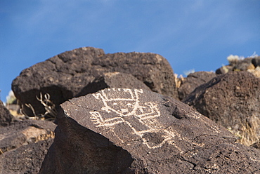 Petroglyph National Monument, petroglyphs carved into volcanic rock by American Indians 400 to 700 years ago, New Mexico, United States of America, North America