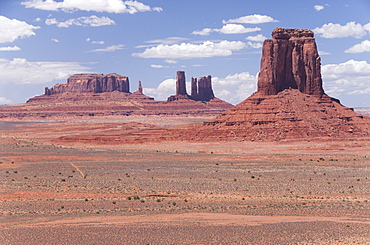 Monument Valley Navajo Tribal Park, view from Artist Point Utah, United States of America, North America