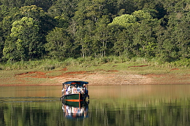 Boating, Periyar Tiger Reserve, Thekkady, Kerala, India, Asia